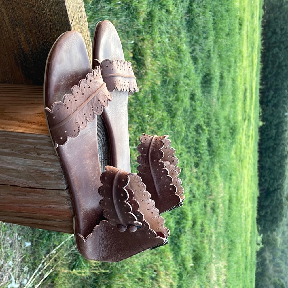 Midsummer sandals